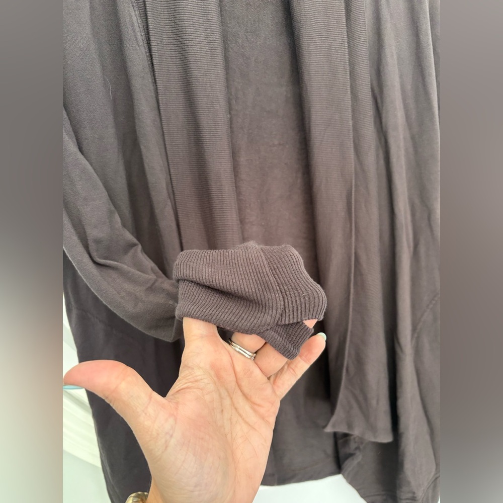 Athleta Pranayama Restore Wrap, a lightweight, open-front cardigan, brown sz S - Picture 4 of 9